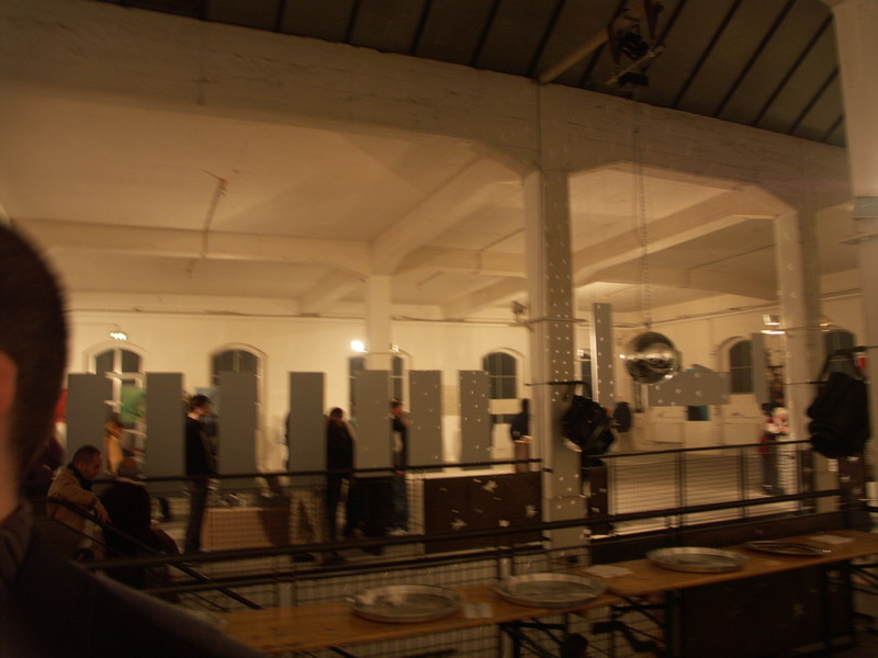 041212_offthewall04_10