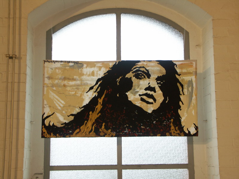 041212_offthewall04_34